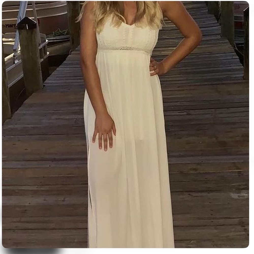 Elegant White Maxi Dress